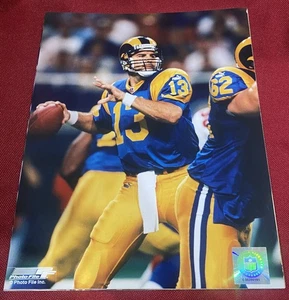 KURT WARNER 8X10 UNSIGNED PHOTO FILE PHOTOFILE LICENSED ST LOUIS RAMS NFL RARE - Picture 1 of 1