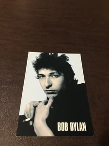 6 x 4 MUSIK UNBESPIELTE POSTKARTE - BOB DYLAN - Bild 1 von 2