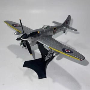 SKYMAX MODELS 1:72 HAWKER TEMPEST V NV708/JCB ING COMMANDER J.C PULSANTE ZIP 1947 - Foto 1 di 9