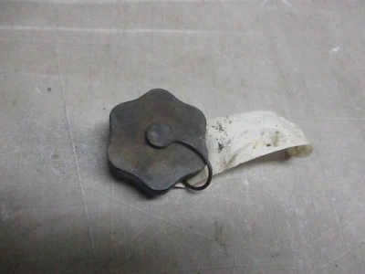 TAPA DIRECCIÓN ASISTIDA LINCOLN MARK VIII 93 94 95 96 4.6 V8 Foto 1 de 3