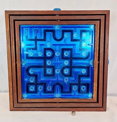 Vintage 1975 Mag-Nif Labyrinth II Marble Maze The Solitaire Game Of Skill #421 - Image 1 of 4