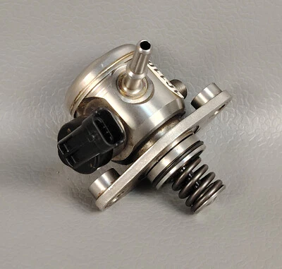 2015 2020 Subaru WRX High Pressure Fuel Pump Assembly 16625AA040 - Image 1 of 4