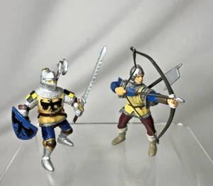 Papo Medieval Knight Bowman Sword Shield PVC figure Lot 2 Weapons 3 in fantasy - Picture 1 of 9