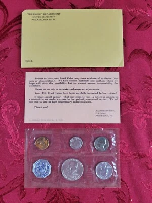 US Mint Set: Philadelphia (1961) all OGP, PROOF Strike, Token, Lots of Luster - Image 1 of 4