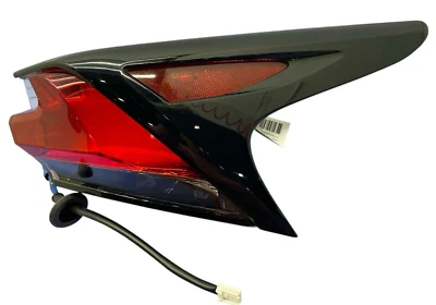 CONJUNTO DE LANTERNA TRASEIRA TRASEIRA DIREITA (MONTADA NO QUARTO) 2015-2017 LEXUS NX200t - Imagem 1 de 4