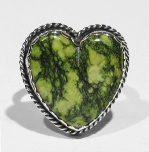 Großer 1993 signierter 925 Silber grüner Spinnennetz Jaspis Herz verstellbarer Ring 8 - 10 - Bild 1 von 8