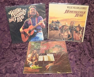 WILLIE NELSON 3 LP LOT Family Bible (Promo), Honeysuckle Rose(2xLP) & Live(2xLP) - Bild 1 von 10