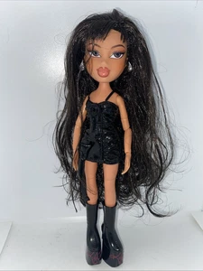 Bratz Kylie Jenner Día Moda Muñeca Y2K Zapatos Vestido Pendientes  - Imagen 1 de 10
