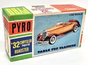 Pyro 1/32 Scale Vintage '32 Chrysler Imperial Roadster Plastic Model Kit 1967 - Picture 1 of 11
