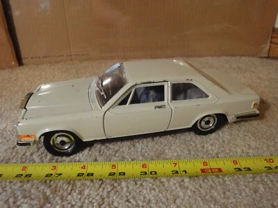 Vintage Burago 1/22 scale diecast Rolls Royce Camargue model car. - Image 1 of 4