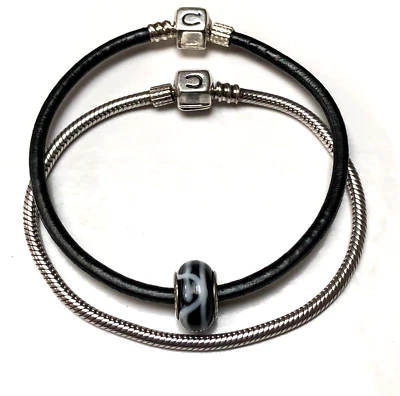 (2) Auténticas pulseras CHAMILIA 7,5" de plata de ley y cuero negro Foto 1 de 4