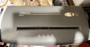 FELLOWES P400C-2 PAPER SHREDDER NO BASKET INCLUDED ONLY TOP SHREDDER(U10) - Picture 1 of 7