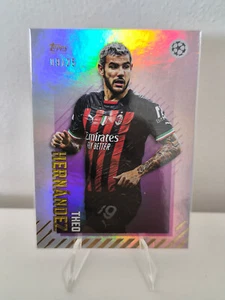 2022-23 Topps Gold X Dan Leydon UEFA Theo Hernandez Current Stars Purple /25 - Bild 1 von 1