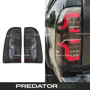 LED TAIL LIGHT SMOKED REAR LIGHTS UPGRADE PAIR FOR TOYOTA HILUX VIGO MK7 05-15 - Afbeelding 1 van 9