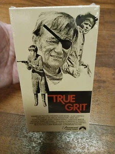 True Grit VHS SEALED Watermarks Paramount NO BARCODE John Wayne Glen Campbell - Picture 1 of 9