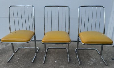 Juego de 3 sillas voladizas cromadas vintage Foto 1 de 4
