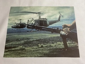 Huey Hubschrauber QUILT Block " Veteranenmaterial Militär Bild Krieg - Bild 1 von 1