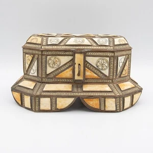 Beautiful Vintage Moroccan Camel Bone, Brass and Copper Jewelry Box - Picture 1 of 13
