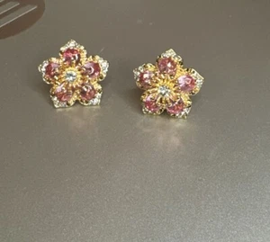 Beautiful Earth Boutique Flower Earrings. Gold,Clear & Pink Crystals.  Sparkling - Picture 1 of 7