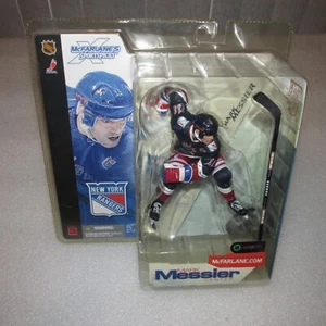 McFarlane 2002 Mark Messier New York Rangers NHL serie 3 (variante Empire State) - Imagen 1 de 6