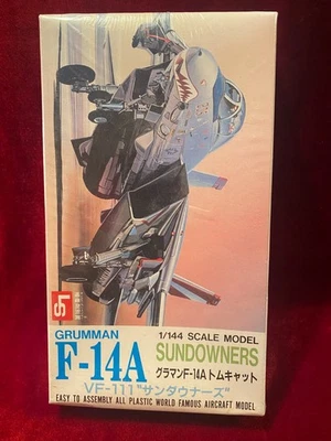 U.S.Navy Grumman F-14A  Scale 1:144 Lot 217 - Image 1 of 4