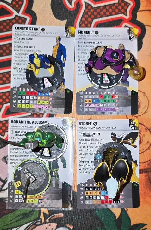 LOTE DE 4 FIGURAS HEROCLIX VARIOS CONJUNTOS SR #4 Foto 1 de 1