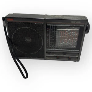Magnavox D1835 VINTAGE Shortwave 12-Band Portable Radio SLEEVE TESTED WORKS - Picture 1 of 6