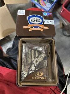 ZEP PRO college team MOSSY OAK Camo Trifold Wallet TIN BOX - Picture 1 of 6