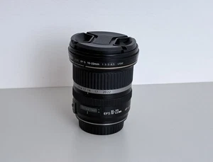 Canon EF-S 10-22mm f/3.5-4.5 USM Objektiv - Picture 1 of 4