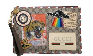 gucci supreme Clutch - Picture 1 of 3