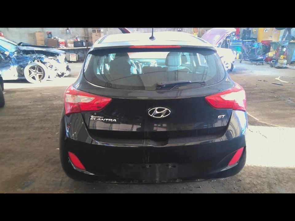 Wheel 16x6-1/2 Alloy Hatchback GT With Fits 13-15 ELANTRA 6432341 - Image 1 of 4