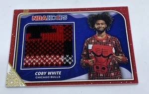 2019-20 Hoops Coby White Rookie Gold Sweater Patch #RS-CBW RC BULLS Rare - Picture 1 of 2