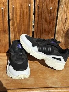 Adidas Yung 96 schwarz/weiß Größe 8 f97177 - Bild 1 von 9