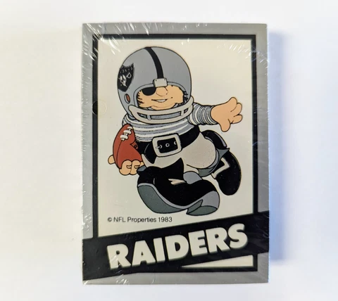 28 COMPLETE SET Vintage 1983 NFL Huddles Mascot Football Trading Cards SEALED!! Cover