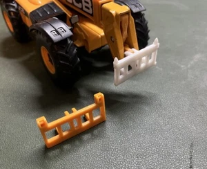 Pin and Cone Headstock For Britains Farm 1/32 Toys For JCB Telehandlers - Picture 1 of 5