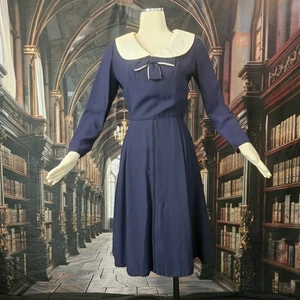 Vestido retro vintage años 60 azul profundo cuello blanco lazo  - Imagen 1 de 15