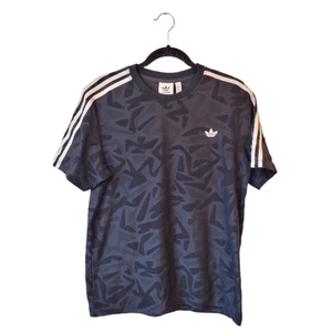 Adidas Men's Black Velvet Geo Print Premium Jersey Size US XS - Picture 1 of 6