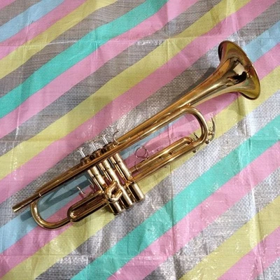 YAMAHA YTR-6310 YTR6310 Trompete Gold Blasinstrument Gebraucht Kostenloser Ve... - Bild 1 von 4