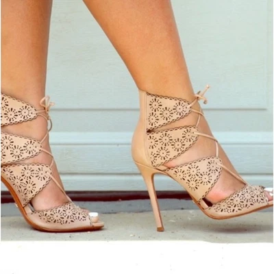 Protección laser cut shootie en rubor Foto 1 de 4