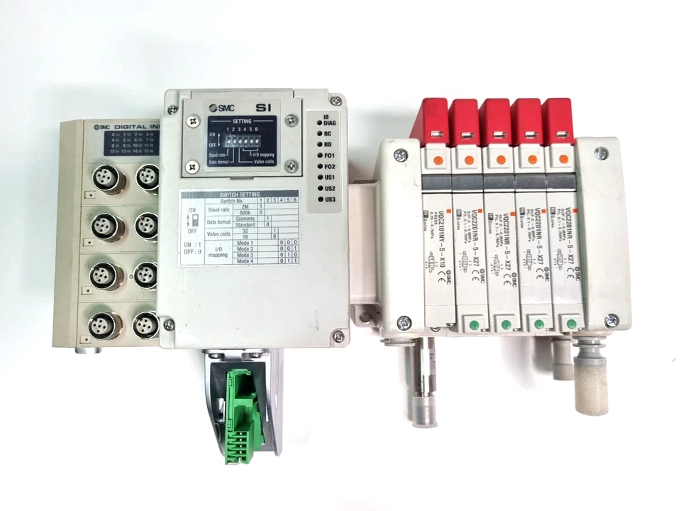SMC EX245-SIB1-X35+3X EX245-DX1-X36 1X VQC2011NY-5-X10 1X VQ2401NR-5-X74 MODUL - Image 1 of 4