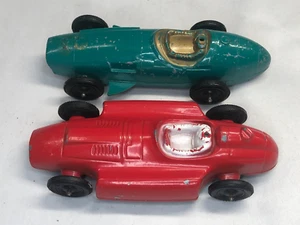Vintage Tootsietoy Red Ferrari Lancia & Green Racer Metal Toy Cars No Drivers - Picture 1 of 9