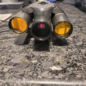 The Sharper Image 10x25 Digital Camera Binoculars UV coated optic glare included - Picture 1 of 5