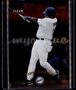 2000 Fleer Mystique #105 Tony Gwynn Near Mint or Better