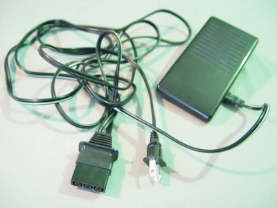 Ножная педаль управления скоростью для швейной машинки Model N Brother 3-контактная FC-304-27 - Изображение 1 из 4