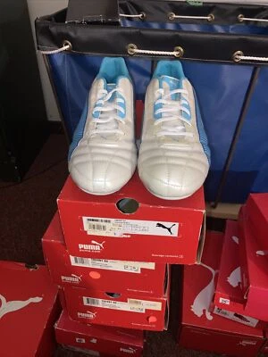 Puma, tacos, para mujer talla universal US 11, azul turquesa, blanco perla Foto 1 de 4