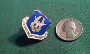 US Air Force Reserve Command Shield Crest CAPPELLO SPILLA BAVERO US AIR FORCE USAF - Foto 1 di 3