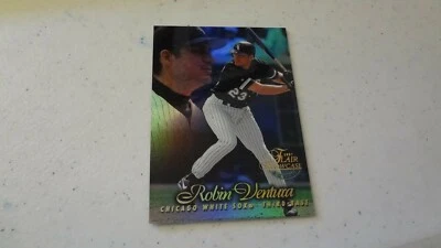 1997  FLAIR SHOWCASE ROW 1 SEAT 68 SECTION 1 ROBIN VENTURA BASEBALL CARD - Image 1 of 2