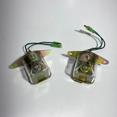 Pair of License Plate Light Lamp for Isuzu NPR NQR 8941788970 898029477 - Image 1 of 4