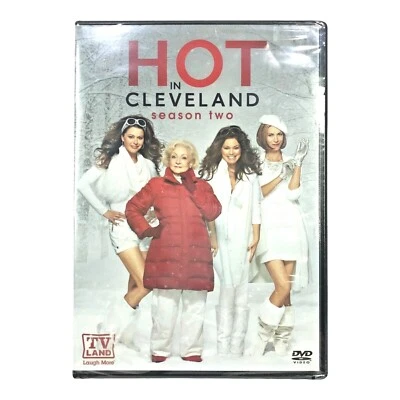 Hot in Cleveland DVD Season Two Betty White 22 episodes plus Bonus Features New  - Image 1 of 4