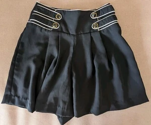 Bardot Shorts Women's Size 8 Black Wide Leg Button Accent Party Cocktail Summer - Foto 1 di 13